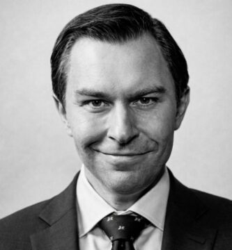 Ritratto di David A. Sinclair, biologo e ricercatore australiano, noto per le sue frasi su longevità, invecchiamento e salute cellulare – Il Meglio dei Libri