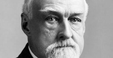 Ritratto di George S. Clason, autore e imprenditore statunitense, noto per le sue frasi su risparmio, ricchezza e gestione del denaro – Il Meglio dei Libri