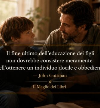 Ritratto simbolico ispirato a John Gottman con genitore che ascolta il figlio e frase sull’educazione emotiva.